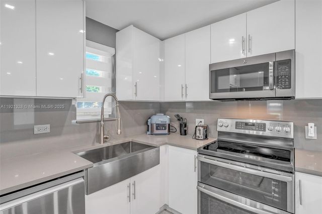 222 2nd Rd, Key Largo, FL 33037