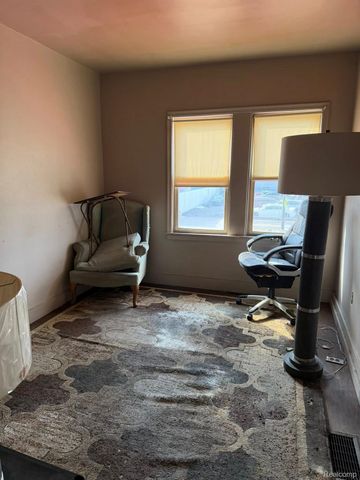 19430 W Warren Avenue, Detroit, MI 48228