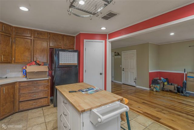 158 Edwards Road, Doyline, LA 71023
