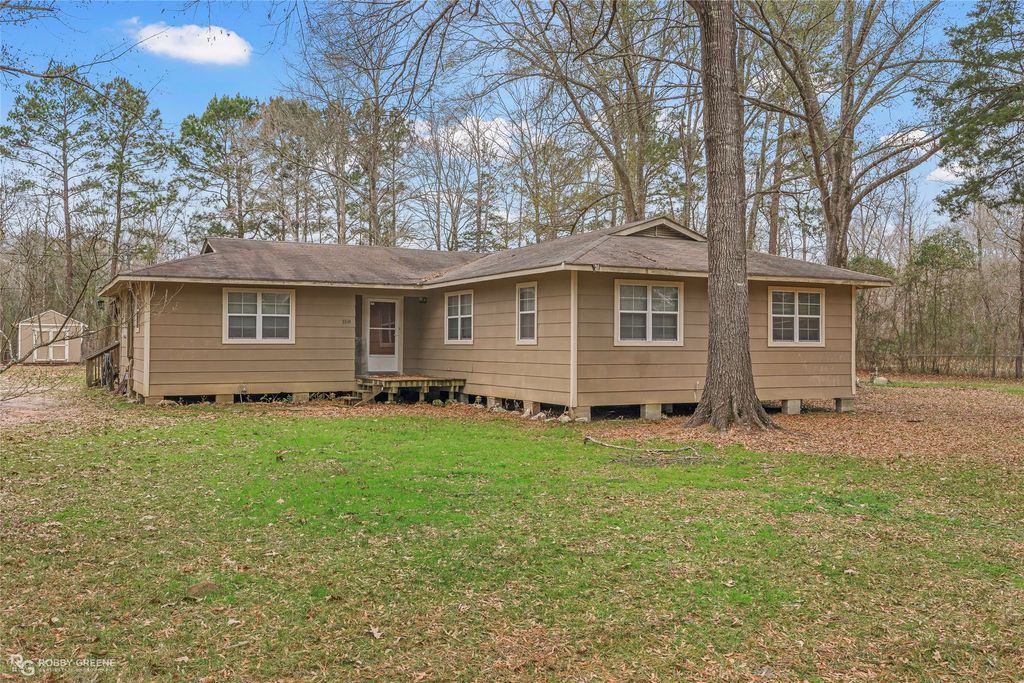 158 Edwards Road, Doyline, LA 71023