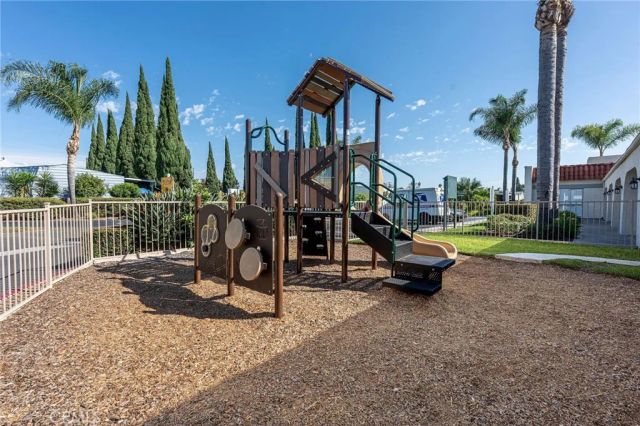 12861 West 60, Garden Grove, CA 92840