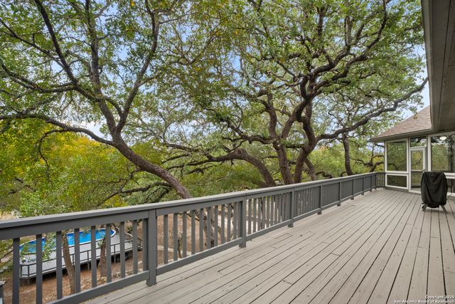 1245 PHANTOM RIDER TRL, Spring Branch, TX 78070