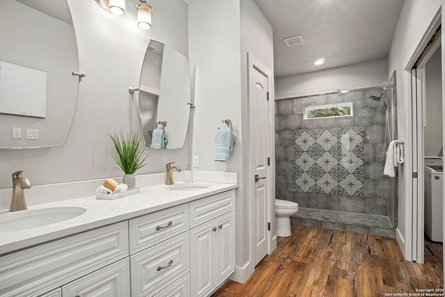 1245 PHANTOM RIDER TRL, Spring Branch, TX 78070