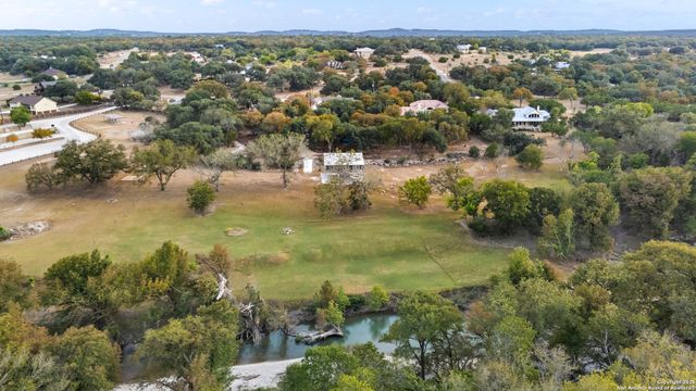 1245 PHANTOM RIDER TRL, Spring Branch, TX 78070