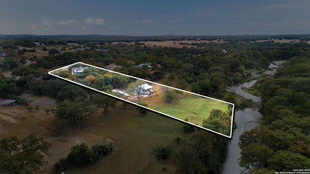 1245 PHANTOM RIDER TRL, Spring Branch, TX 78070