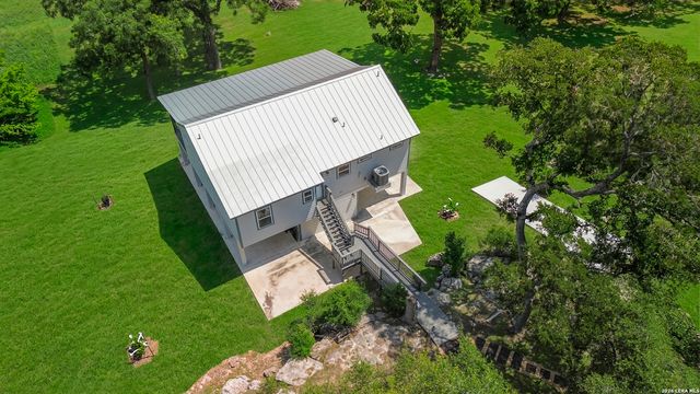 1245 PHANTOM RIDER TRL, Spring Branch, TX 78070