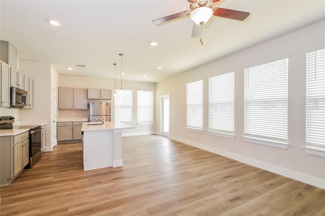 332 WHITEHEART DRIVE, Deland, FL 32724