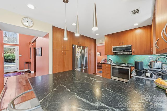 1916 Davis Road, Davidson, NC 28036