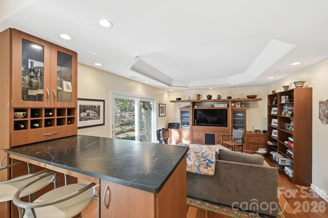 1916 Davis Road, Davidson, NC 28036