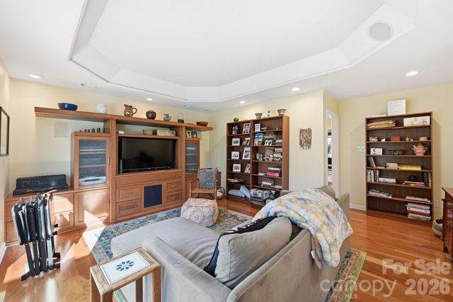 1916 Davis Road, Davidson, NC 28036