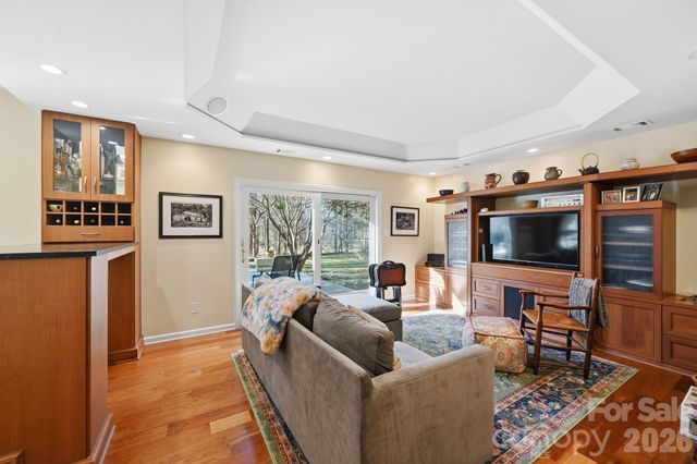 1916 Davis Road, Davidson, NC 28036