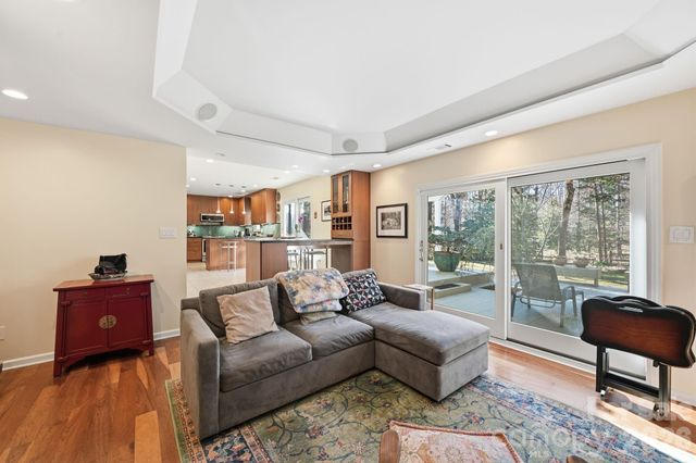 1916 Davis Road, Davidson, NC 28036