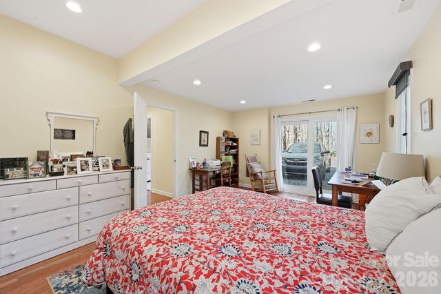 1916 Davis Road, Davidson, NC 28036