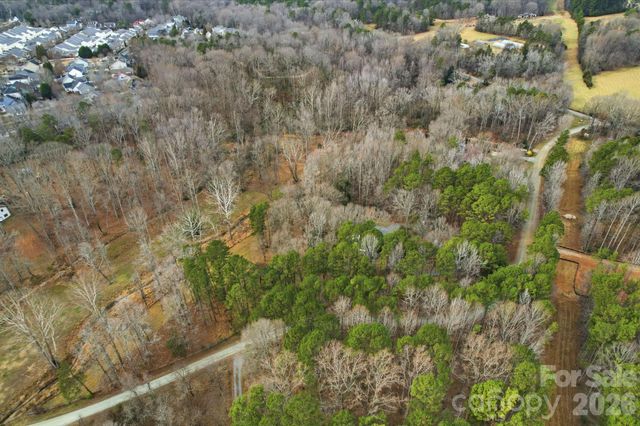 1916 Davis Road, Davidson, NC 28036
