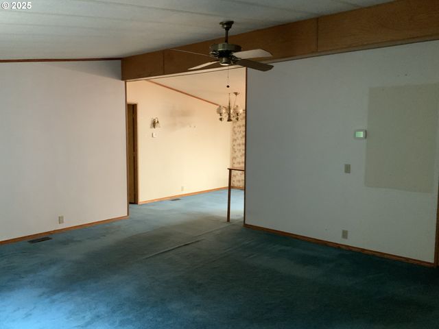 32700 Se LEEWOOD Ln 29A, Boring, OR 97009