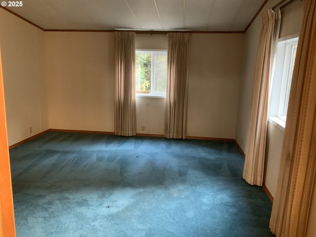 32700 Se LEEWOOD Ln 29A, Boring, OR 97009