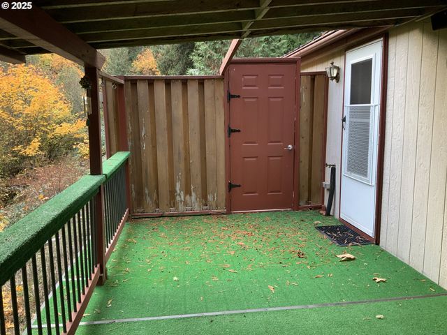 32700 Se LEEWOOD Ln 29A, Boring, OR 97009