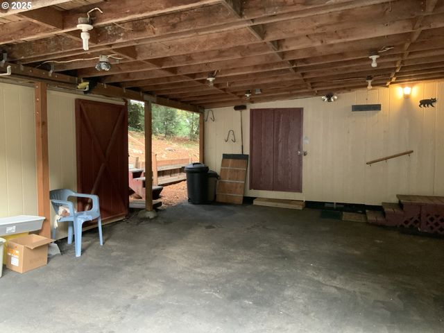 32700 Se LEEWOOD Ln 29A, Boring, OR 97009