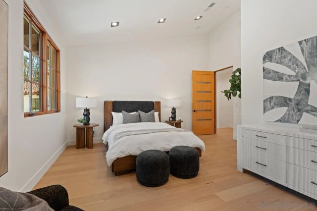 5758 Las Palomas, Rancho Santa Fe, CA 92067