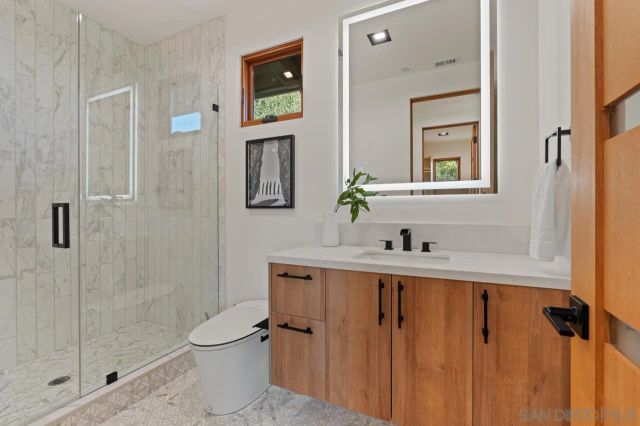 5758 Las Palomas, Rancho Santa Fe, CA 92067