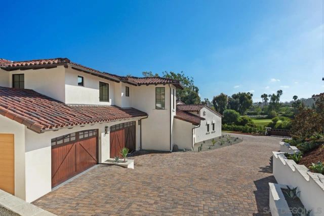 5758 Las Palomas, Rancho Santa Fe, CA 92067