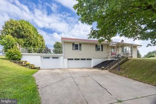 322 SHARTLESVILLE RD, Mohrsville, PA 19541