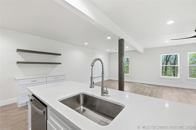 17752 E 450 Road, Claremore, OK 74017