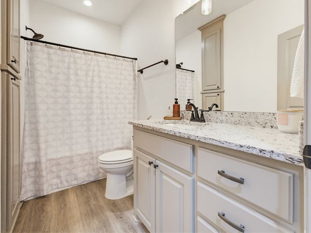 121 WALNUT, Paradise, TX 76073
