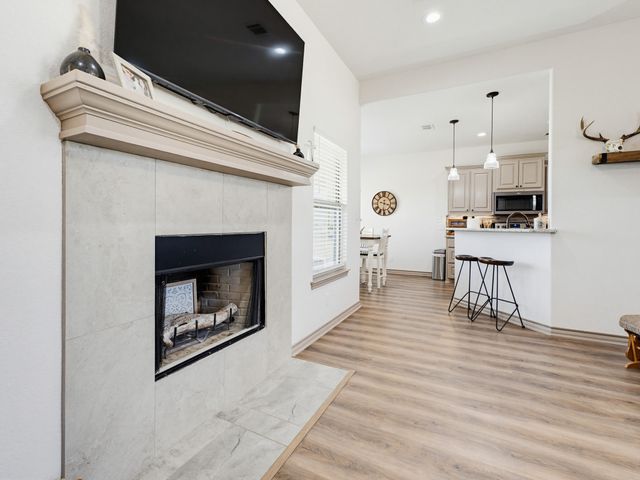 121 WALNUT, Paradise, TX 76073