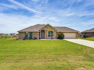 121 WALNUT, Paradise, TX 76073