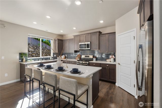 12005 SE 299th Place, Auburn, WA 98092