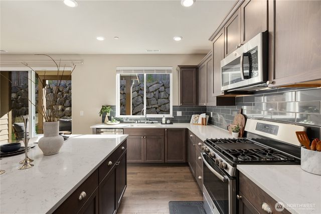 12005 SE 299th Place, Auburn, WA 98092