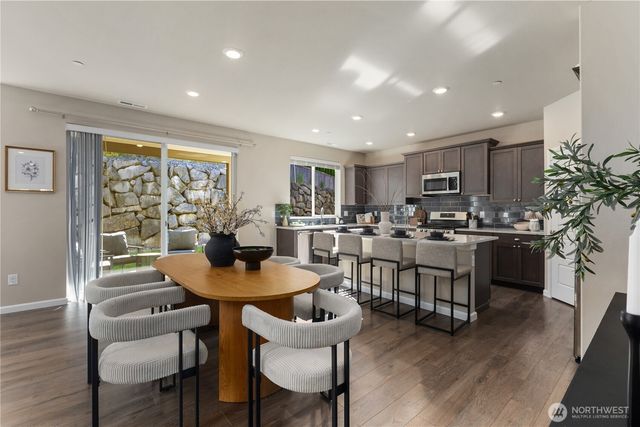 12005 SE 299th Place, Auburn, WA 98092
