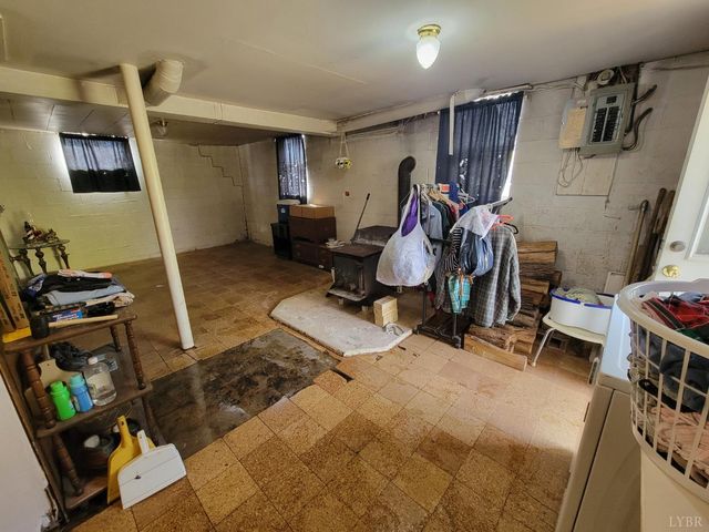 78 Lakeside Drive, Lynchburg, VA 24504