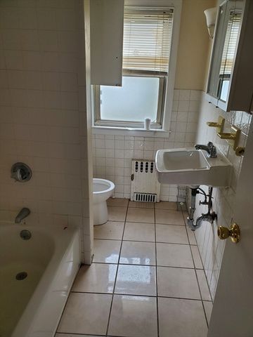 2-4 Derby St, Somerville, MA 02145