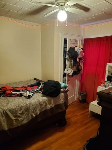 2-4 Derby St, Somerville, MA 02145