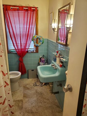 2-4 Derby St, Somerville, MA 02145