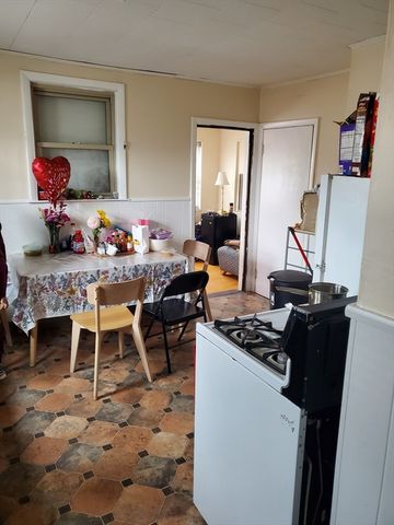 2-4 Derby St, Somerville, MA 02145