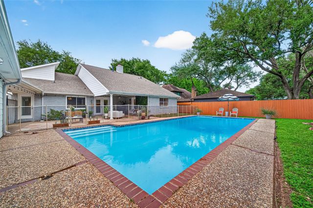 3131 Stoney Brook Lane, Missouri City, TX 77459