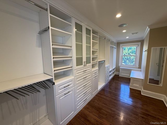 118 4th Street, Garden City, NY 11530
