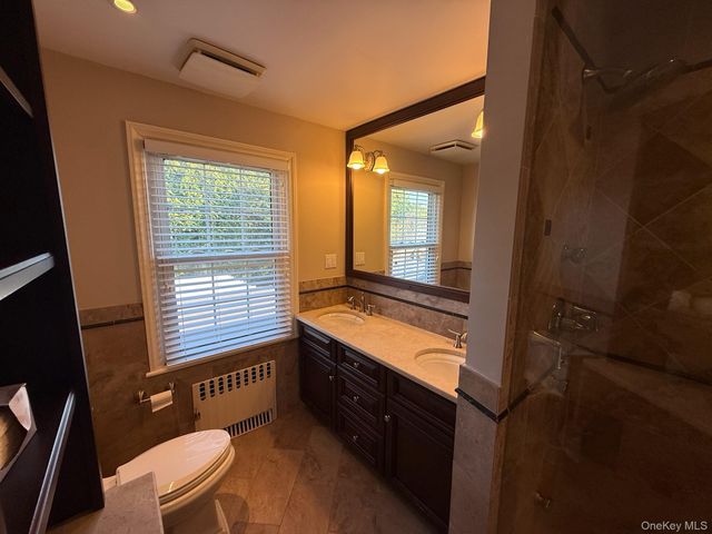 118 4th Street, Garden City, NY 11530