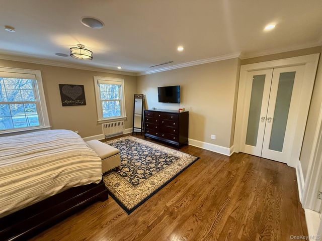 118 4th Street, Garden City, NY 11530