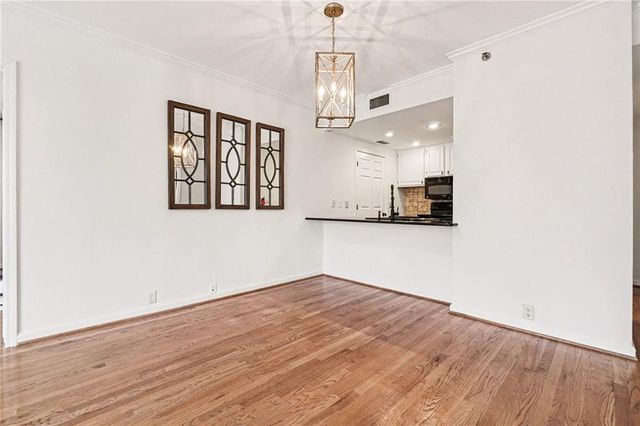 3481 Lakeside NE Drive 2207, Atlanta, GA 30326