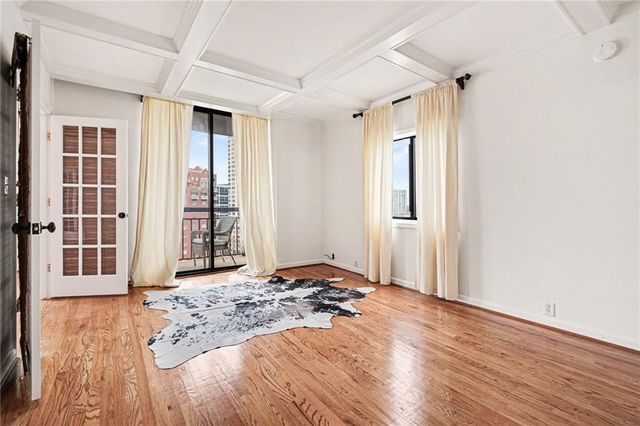 3481 Lakeside NE Drive 2207, Atlanta, GA 30326