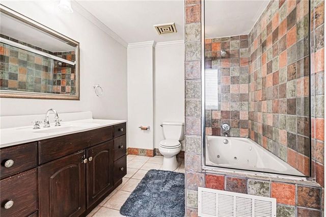 3481 Lakeside NE Drive 2207, Atlanta, GA 30326