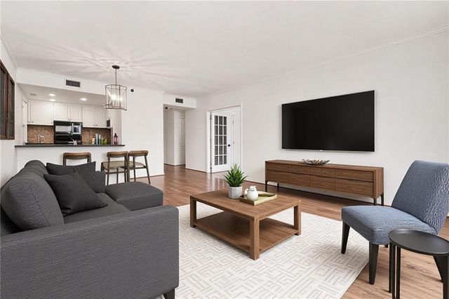 3481 Lakeside NE Drive 2207, Atlanta, GA 30326