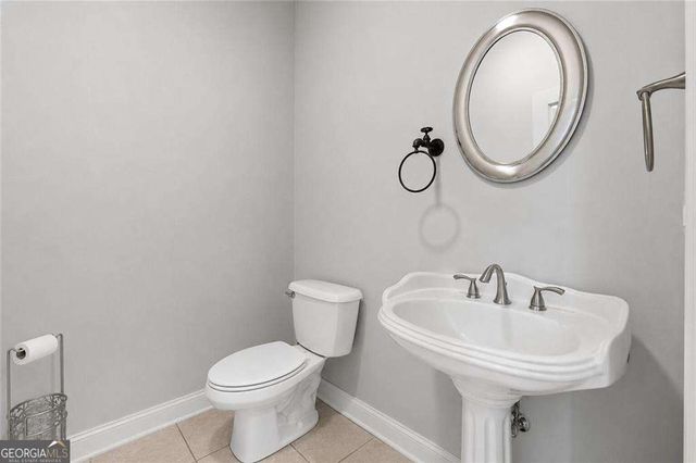 12 N Alexander Creek Road, Newnan, GA 30263