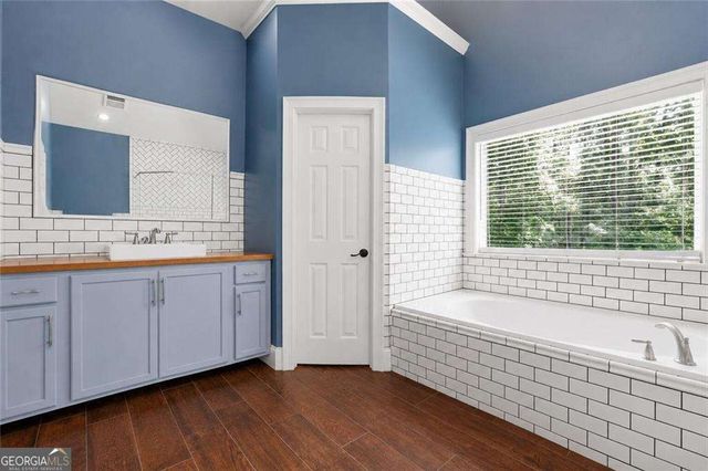 12 N Alexander Creek Road, Newnan, GA 30263