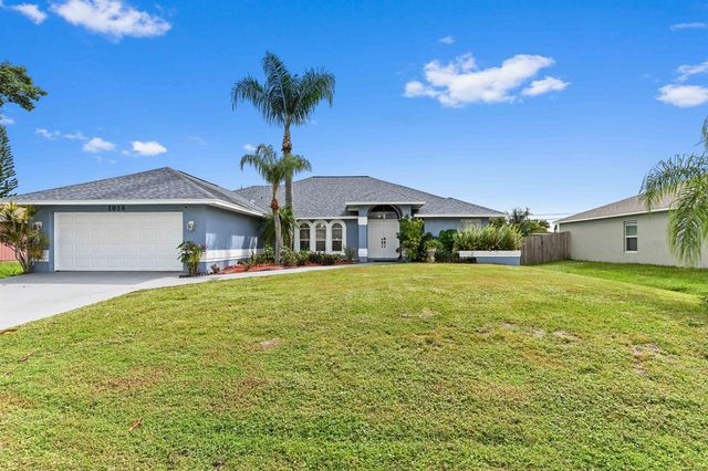 1014 SW Canary Terrace, Port St. Lucie, FL 34953