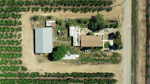 20532 E Parlier Avenue, Reedley, CA 93654